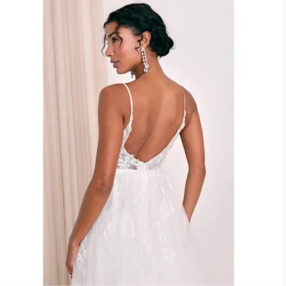 Lulu's Fantasize About Forever White Tulle Lace Beaded Wedding Dress NWT - Picture 3 of 9